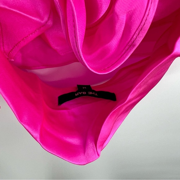 The Bar Asher Top 100% Silk Back Cut Out Tie Cowl Neckline Satin Neon Blouse M - Picture 9 of 11